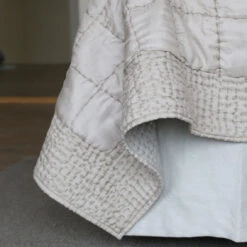 Delia Sprei Pearl -Globen Meubilair Winkel 22820 01 02 223fb45921