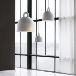 Normann Copenhagen Bell Lamp Wit 5 Normann Copenhagen Bell Lamp Wit -Globen Meubilair Winkel 26602 03 02 e182125e8b