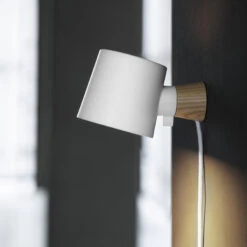 Normann Copenhagen Rise Wandlamp 10 Normann Copenhagen Rise Wandlamp -Globen Meubilair Winkel 28254 01 04 c833c7a38d