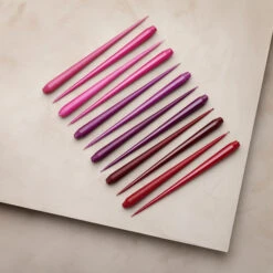 Ester & Erik Kaarsen 4-pack Wijnrood 5 Ester & Erik Kaarsen 4-pack Wijnrood -Globen Meubilair Winkel 34482 02 5 EnvironmentImage 9c848cd381