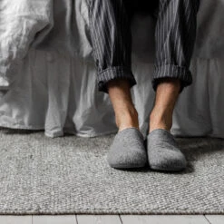 Flock Vloerkleed Natuurgrijs -Globen Meubilair Winkel 36344 02 06 02b8a41fc9