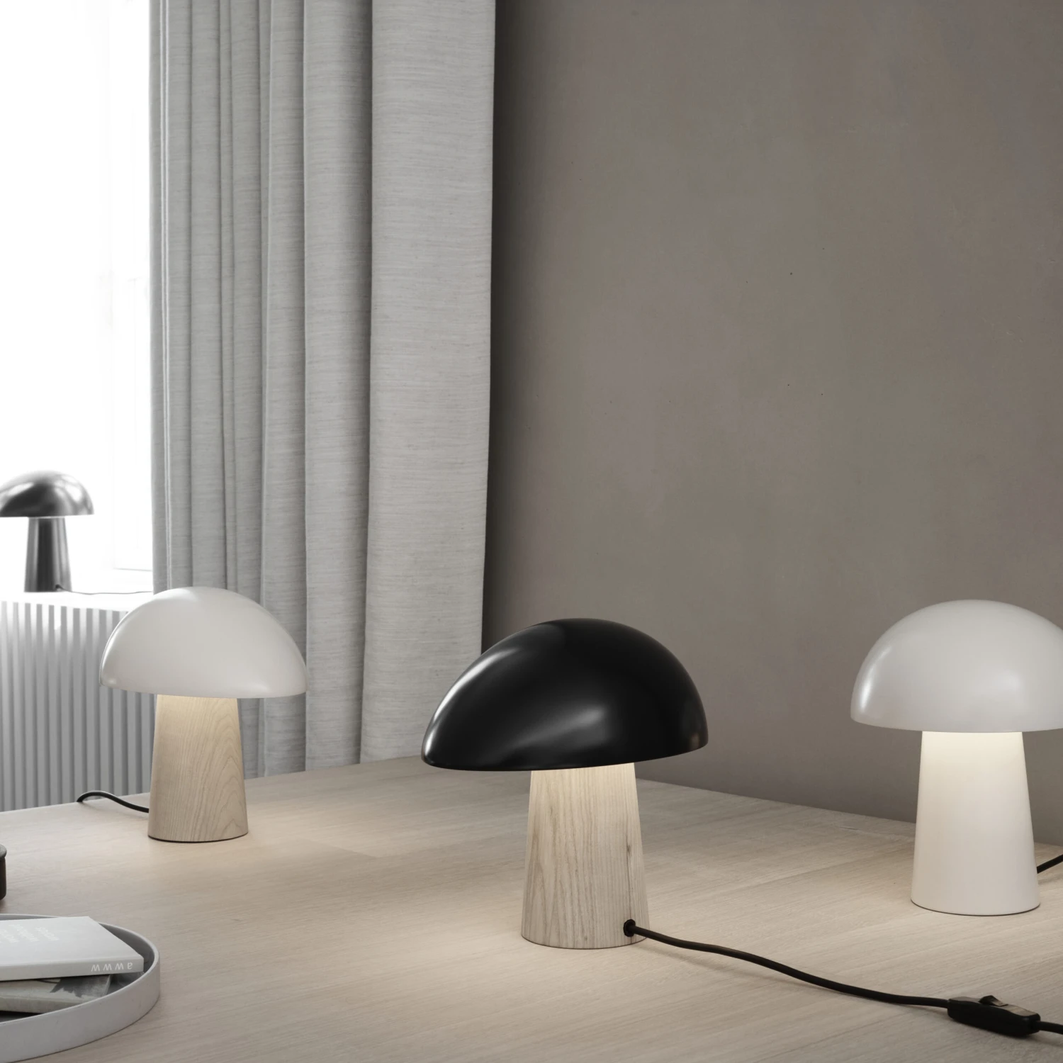 Fritz Hansen Night Owl Tafellamp Es 6 Fritz Hansen Night Owl Tafellamp Es - Afbeelding 4