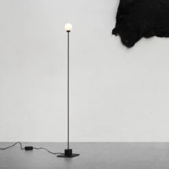 Northern Snowball Vloerlamp 7 Northern Snowball Vloerlamp -Globen Meubilair Winkel 43162 02 03 5277fcbd3f