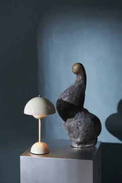 &Tradition Flowerpot Portable Tafellamp VP9 -Globen Meubilair Winkel 46862 03 6 EnvironmentImage f6440459f2