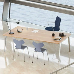 Fritz Hansen AQ01 Tafellamp -Globen Meubilair Winkel 46872 02 05 956392b464