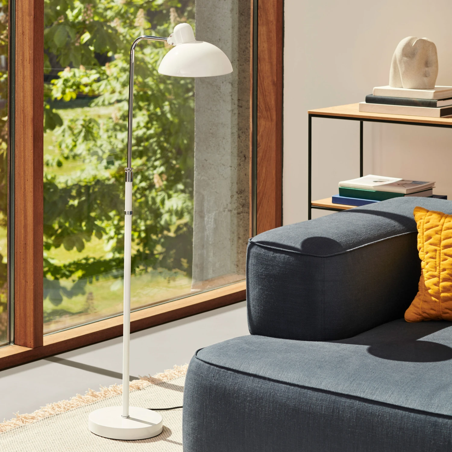 Fritz Hansen Kaiser Idell 6580-F Luxus Vloerlamp 4 Fritz Hansen Kaiser Idell 6580-F Luxus Vloerlamp - Afbeelding 2