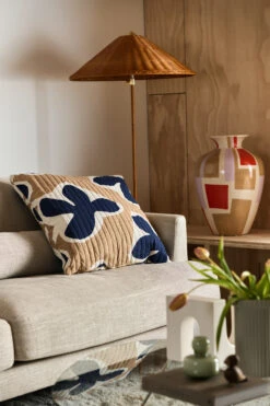 Gubi 9602 Vloerlamp -Globen Meubilair Winkel 500799 01 41 EnvironmentImage edb2f9e922