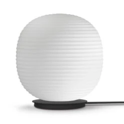 New Works Lantern Globe Vloerlamp Large -Globen Meubilair Winkel 501521 01 1 ProductImageMain 1b9a2374c7