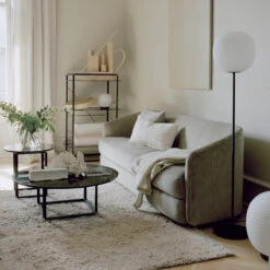 New Works Lantern Vloerlamp Medium 8 New Works Lantern Vloerlamp Medium -Globen Meubilair Winkel 501546 01 3 EnvironmentImage ef0229065b