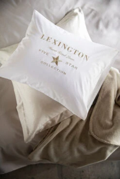 Lexington Hotel Embroidery Kussensloop 50x60 Cm -Globen Meubilair Winkel 502957 01 3 EnvironmentImage 7e29fff71a