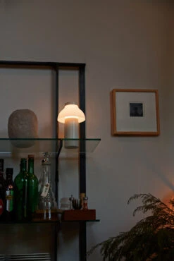 Hay PC Portable Tafellamp 18 Hay PC Portable Tafellamp -Globen Meubilair Winkel 503429 01 6 EnvironmentImage 97425b4998