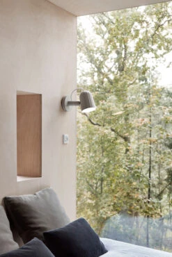 Hay Noc Wall Button Wandlamp -Globen Meubilair Winkel 503446 01 2 EnvironmentImage b17dc4cd30