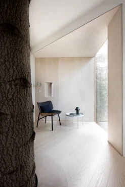 Hay Noc Wall Button Wandlamp -Globen Meubilair Winkel 503446 01 4 EnvironmentImage 0e0770b7e4