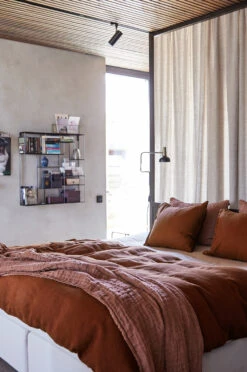 Hannelin Sprei Rust 'n Rose (bruin) -Globen Meubilair Winkel 504716 01 3 EnvironmentImage 3bd11e5b50