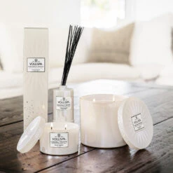 Voluspa Vermeil Geurstokjes 177 Ml 7 Voluspa Vermeil Geurstokjes 177 Ml -Globen Meubilair Winkel 505891 01 10 EnvironmentImage 6340cd4074