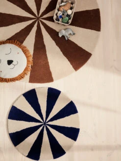 Ferm LIVING Arch Handgetuft Tapijt Ø130 Cm -Globen Meubilair Winkel 507319 01 3 EnvironmentImage 8e562d4eab