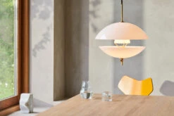 Fritz Hansen Clam Hanglamp 35 Fritz Hansen Clam Hanglamp -Globen Meubilair Winkel 508477 01 70 EnvironmentImage 14d02d47d2