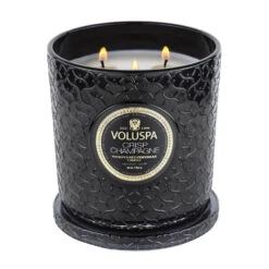 Voluspa Maison Noir Luxe Geurkaars 80 Uur 9 Voluspa Maison Noir Luxe Geurkaars 80 Uur -Globen Meubilair Winkel 509680 01 2 ProductImageExtra 01171fcfbc