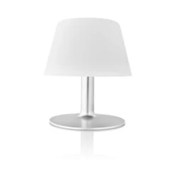 Eva Solo SunLight Lounge Zonne-energie Lamp 7 Eva Solo SunLight Lounge Zonne-energie Lamp -Globen Meubilair Winkel 511493 01 8 ProductImageDetail 581f7e5c09