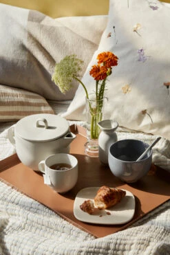 Broste Copenhagen Flora Kussenhoes 50x50 Cm -Globen Meubilair Winkel 512265 01 5 EnvironmentImage 03bf52b72f