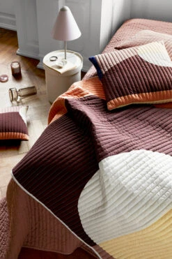 Broste Copenhagen Fie Katoenen Deken 130x180 Cm 8 Broste Copenhagen Fie Katoenen Deken 130x180 Cm -Globen Meubilair Winkel 512282 01 3 EnvironmentImage d5627590ad