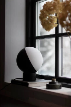 Globen Lighting Contur Tafellamp Ø20 Cm -Globen Meubilair Winkel 512494 01 4 EnvironmentImage 76e8f21e23