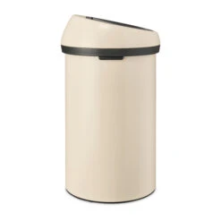 Brabantia Touch Bin Prullenbak Rond 60 Liter 9 Brabantia Touch Bin Prullenbak Rond 60 Liter -Globen Meubilair Winkel 512732 01 3 ProductImageExtra 14a5aab0a0