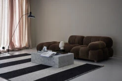 Wide Stripe Icon Vloerkleed 195x300 Cm -Globen Meubilair Winkel 514903 01 5 EnvironmentImage 85022e7cf5