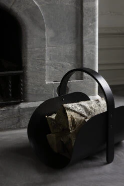 Woody Houtmand -Globen Meubilair Winkel 516028 01 5 EnvironmentImage cfcd42ab7b