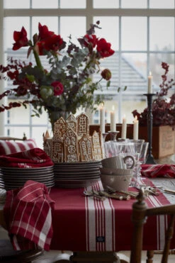 Lexington Striped Organic Cotton Rib Tafelloper 50x250 Cm -Globen Meubilair Winkel 516250 01 4 EnvironmentImage 00785a2f4d