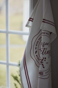 Lexington Seasons Greetings Printed Keukenhanddoek 50x70 Cm -Globen Meubilair Winkel 516252 01 5 EnvironmentImage 68b27279a6