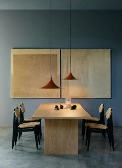 Gubi Semi Plafondlamp Glanzend Ø30 Cm -Globen Meubilair Winkel 568774 01 4 ProductImageEnvironment d4ad9c7a6e