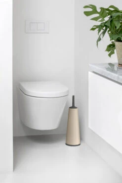 Brabantia ReNew Toiletborstel -Globen Meubilair Winkel 568806 01 32 EnvironmentImage 4abd252080
