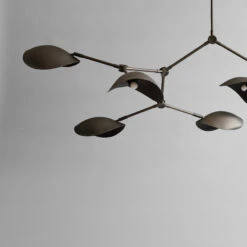 101 COPENHAGEN Stingray Chandelier Kroonluchter 9 101 COPENHAGEN Stingray Chandelier Kroonluchter -Globen Meubilair Winkel 569180 01 30 ProductImageDetail 2c3feaee78