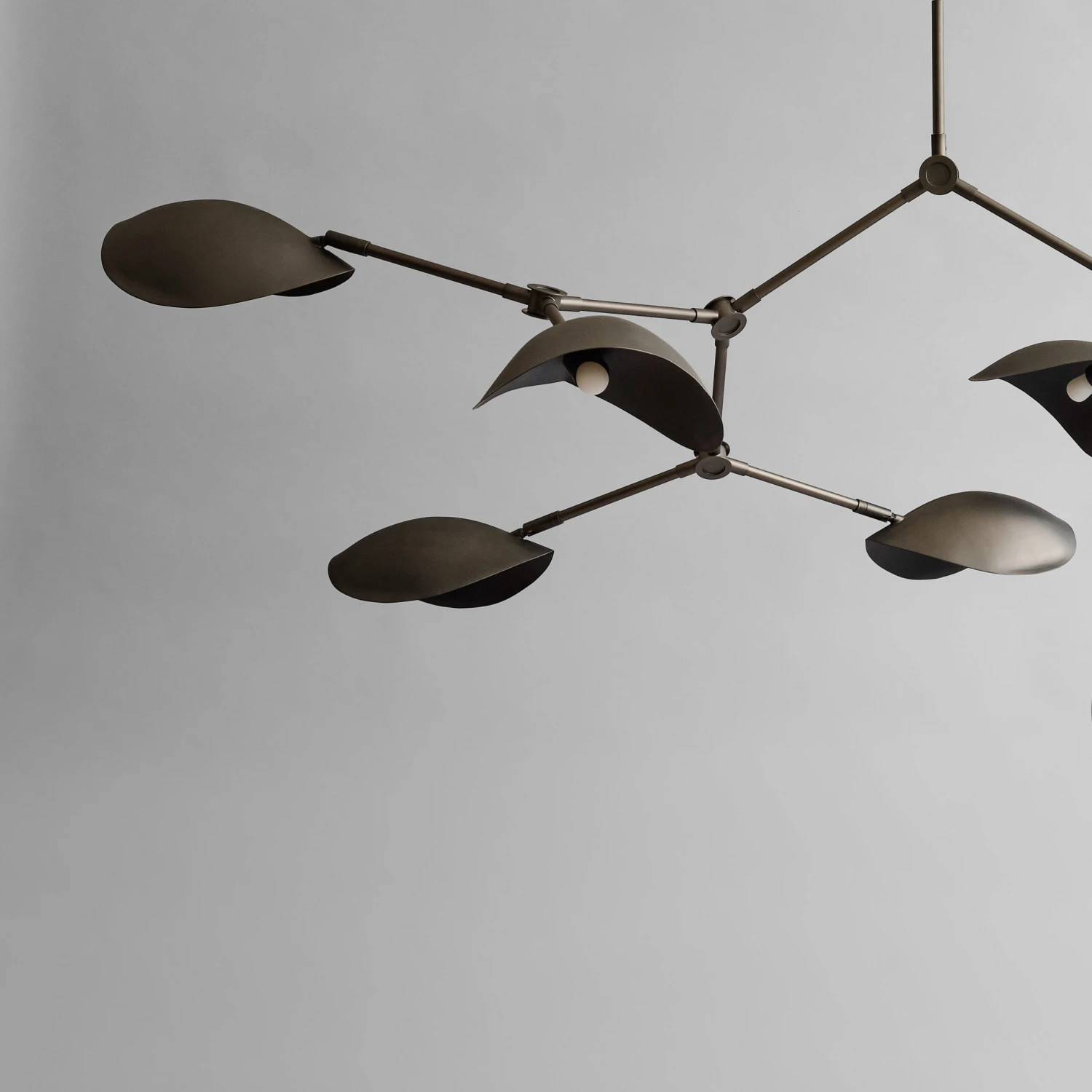 101 COPENHAGEN Stingray Chandelier Kroonluchter 5 101 COPENHAGEN Stingray Chandelier Kroonluchter - Afbeelding 3
