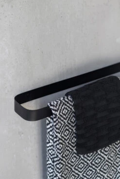 Mette Ditmer Carry Handdoekhanger 52 Cm -Globen Meubilair Winkel 570531 01 42 EnvironmentImage 5099eb328c