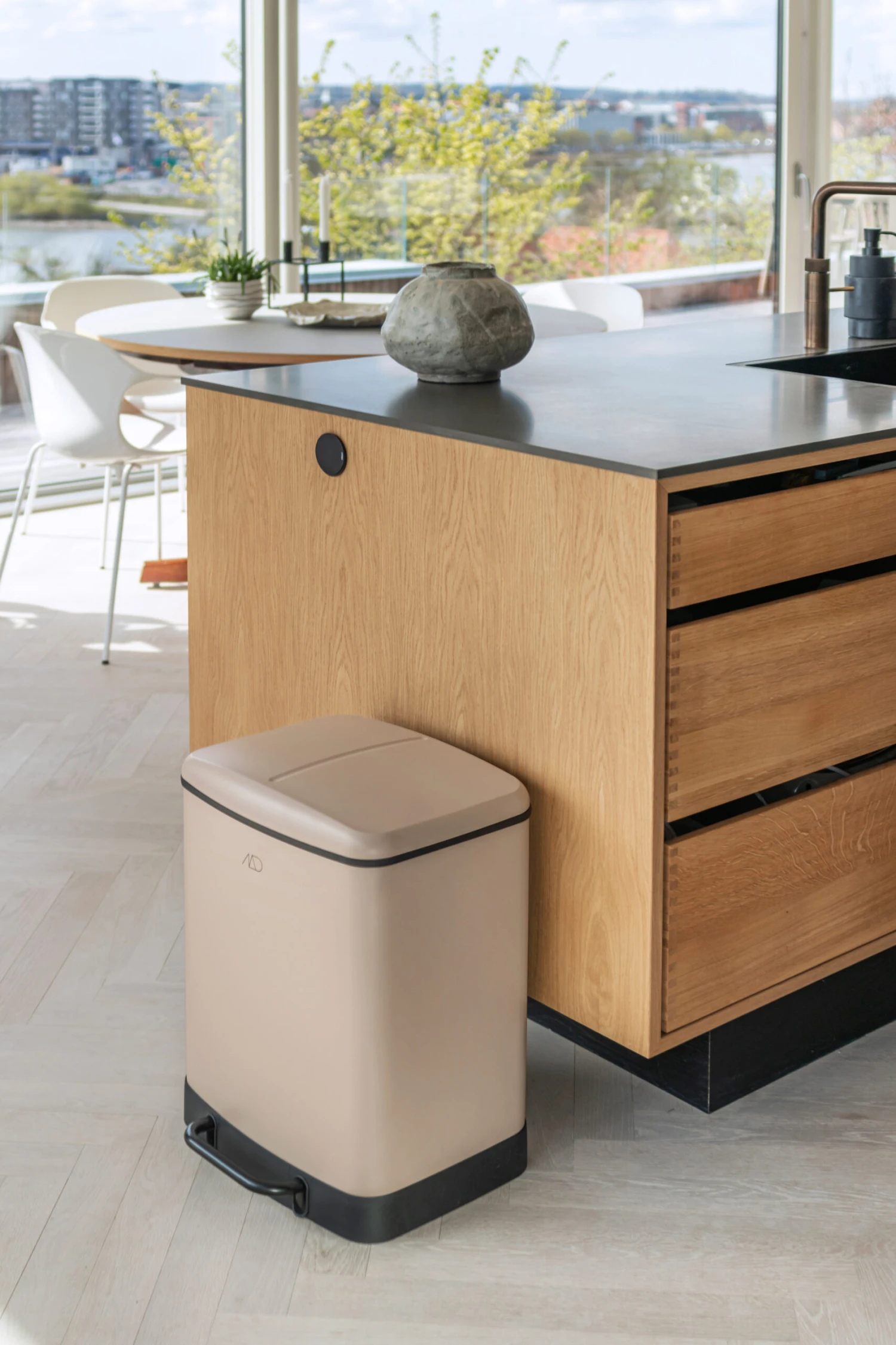 Mette Ditmer Wonda Pedaalemmer 24 Liter 5 Mette Ditmer Wonda Pedaalemmer 24 Liter - Afbeelding 3