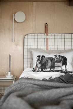 Walter Wollen Plaid 120x150 Cm 7 Walter Wollen Plaid 120x150 Cm -Globen Meubilair Winkel 570720 01 41 EnvironmentImage eb362f7cf3