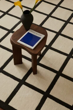 Avenue Checked Bone Wollen Vloerkleed -Globen Meubilair Winkel 577810 01 30 ProductImageDetail 064d054411