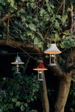 Hay Mousqueton Portabele Tafellamp 30,5 Cm -Globen Meubilair Winkel 579401 01 44 EnvironmentImage bd43ebaeb3