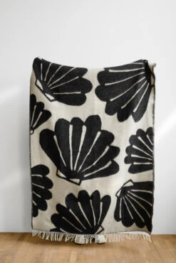 Schelp Plaid 130x190 Cm -Globen Meubilair Winkel 581773 01 50 ConceptImage 4c3a263435