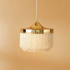 Warm Nordic Fringe Hanglamp -Globen Meubilair Winkel Fringe pendel cream white stor miljo 7d93efb23b