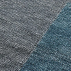 Ganga Wollen Vloerkleed 200x300 Cm -Globen Meubilair Winkel Ganga matta Greyish blue dark blue detalj 2fc887bfe9