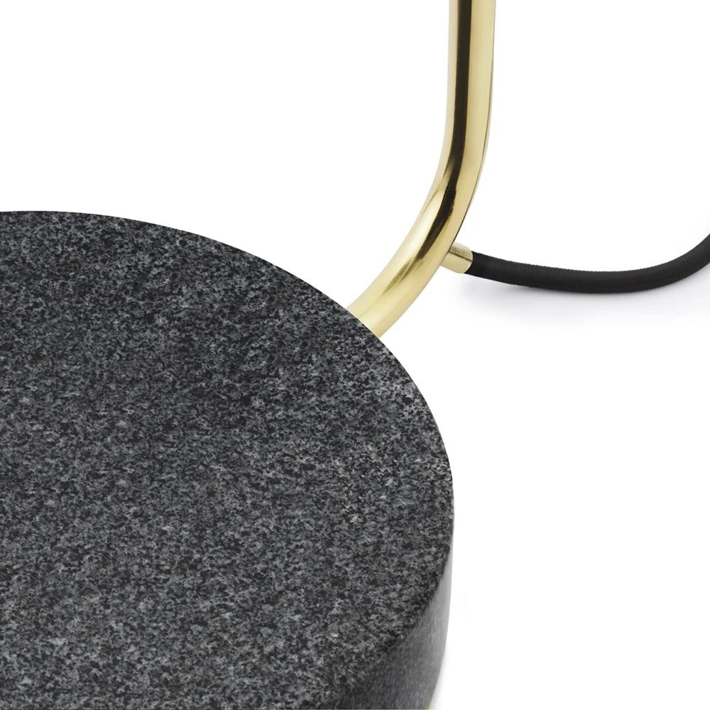 Normann Copenhagen Grant Vloerlamp 4 Normann Copenhagen Grant Vloerlamp - Afbeelding 2