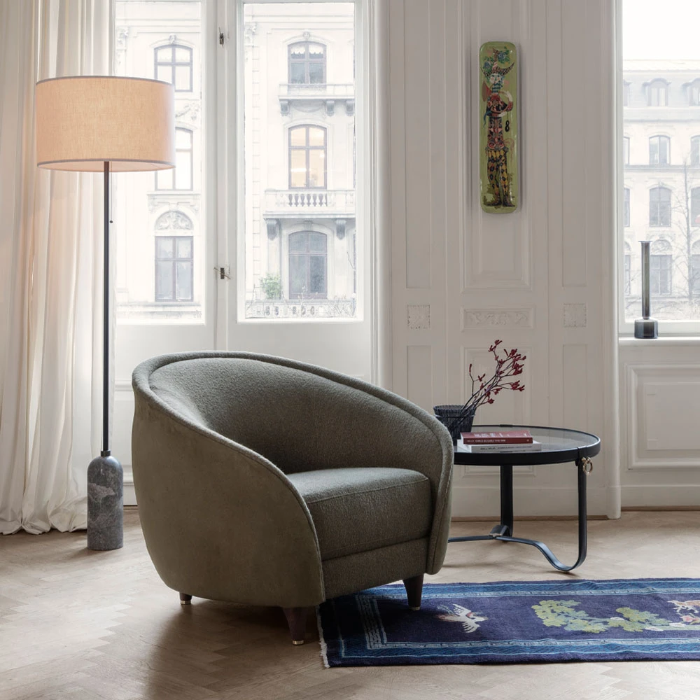 Gubi Gravity Vloerlamp 4 Gubi Gravity Vloerlamp - Afbeelding 2