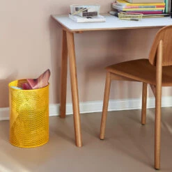 Hay Perforated Prullenmand -Globen Meubilair Winkel Perforated bin galleri 6 2a86898c50