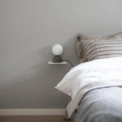 Pluggie Tafellamp -Globen Meubilair Winkel Pluggie miljo3 4a0f995917