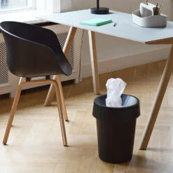 Hay Shade Prullenmand -Globen Meubilair Winkel Shade papperskorg black miljo a609bf40ab