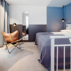 Ogle Vloerlamp -Globen Meubilair Winkel ogle golv miljo1 2396a253ce