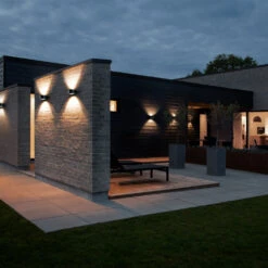 Orbit W1 Muurlamp -Globen Meubilair Winkel orbit miljo b89a6f0e73